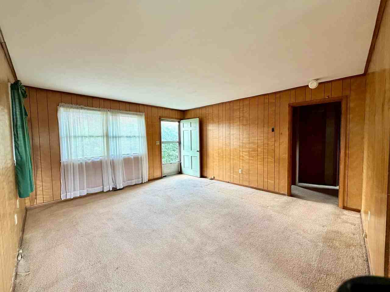 154 Franklin Dr #1 - Photo 2 of 9