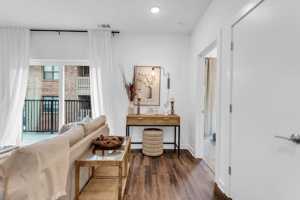 featured image of 542 Boulevard Ne