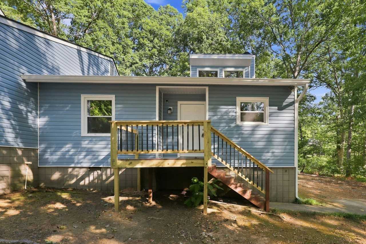 4011 Arckelton Dr