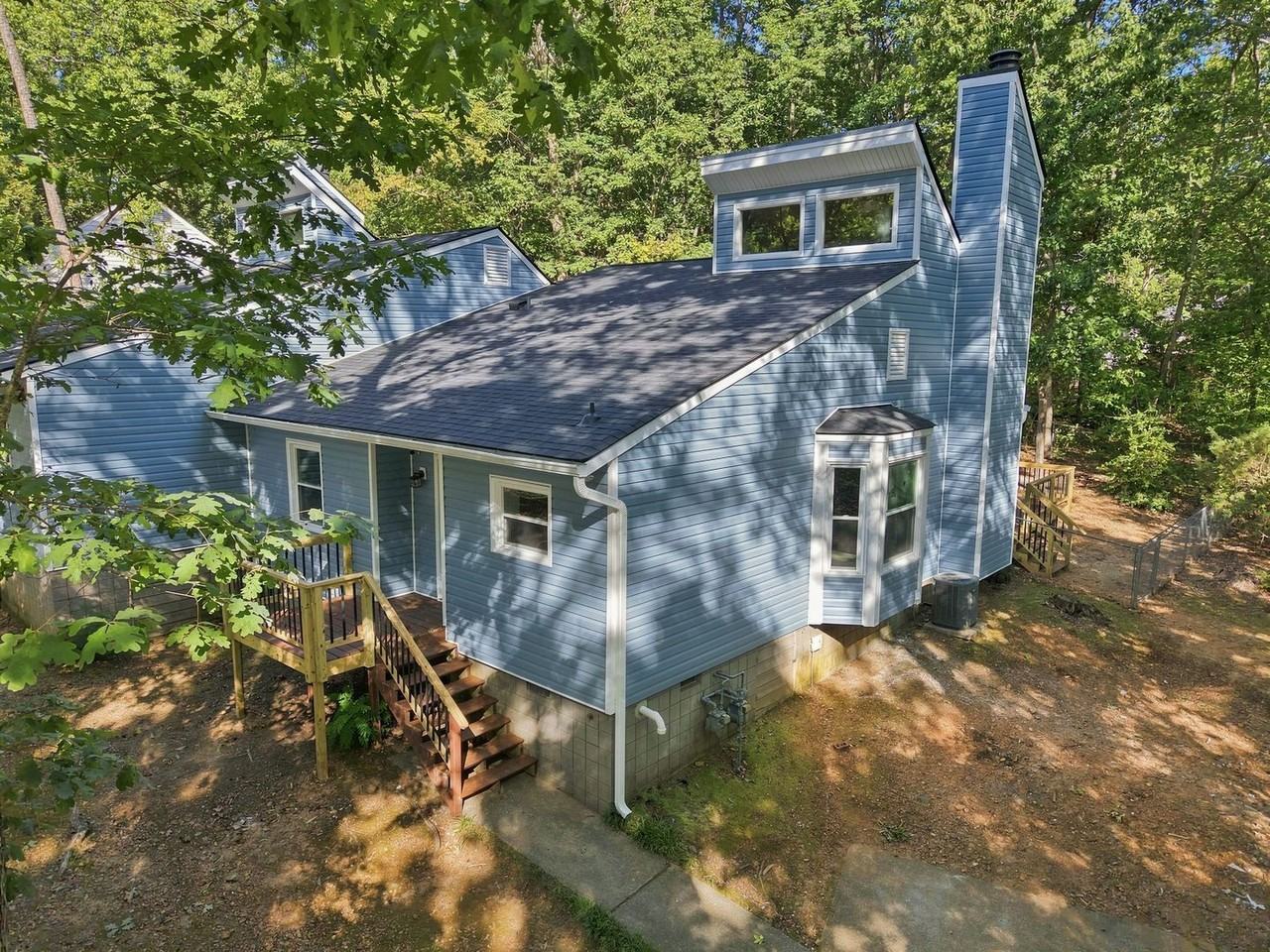 4011 Arckelton Dr - Photo 2 of 31