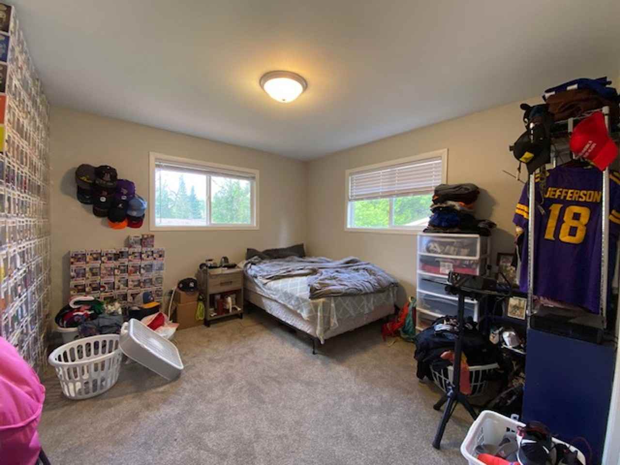 300 Frontenac Ave - Photo 2 of 40