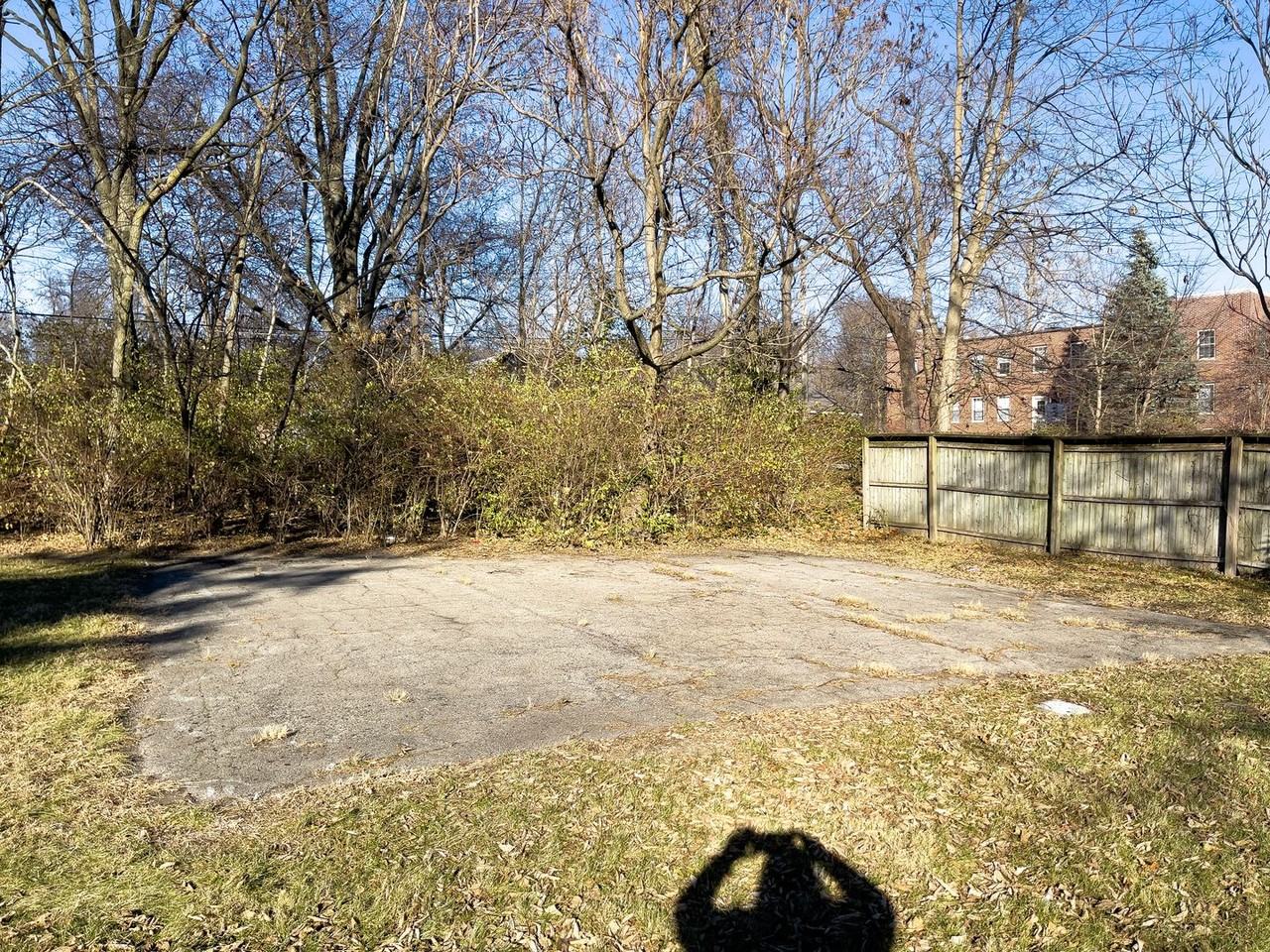 710 W Ace St - Photo 5 of 22
