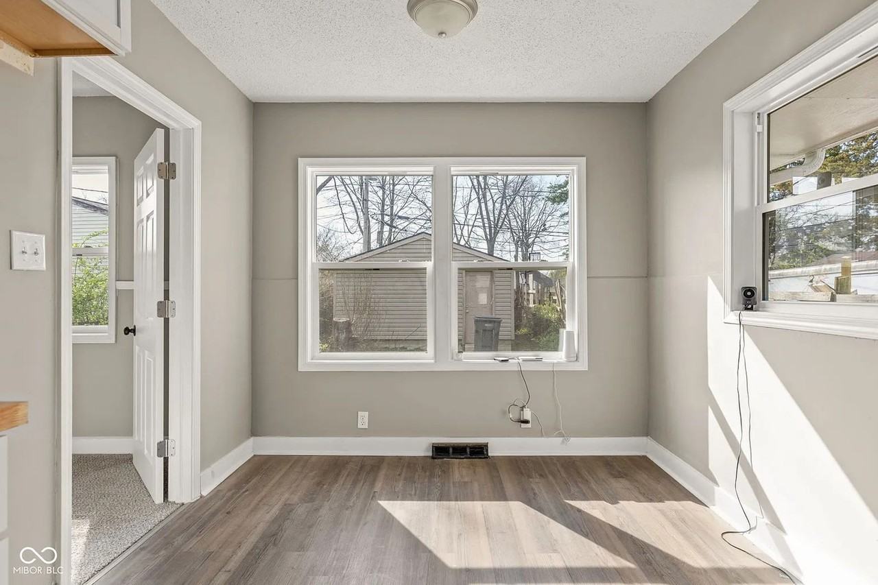 2921 Brookside Ave - Photo 7 of 19