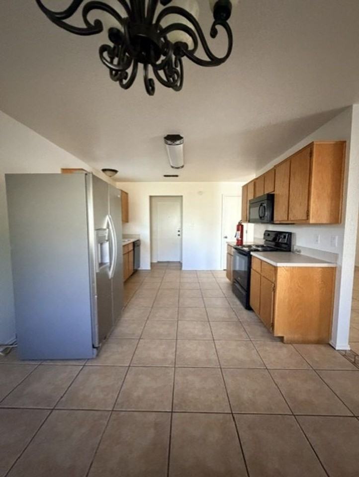 4303 Sonora Dr - Photo 6 of 12