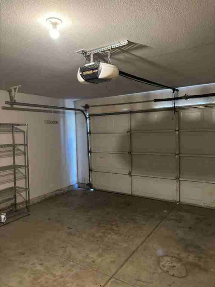 10 N Valley Ct - Photo 4 of 20