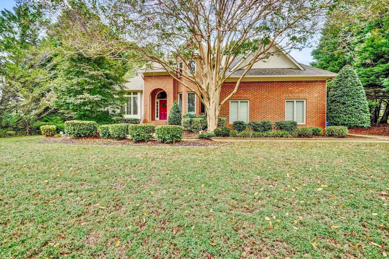 1700 Jermyn Ln - Photo 3 of 44