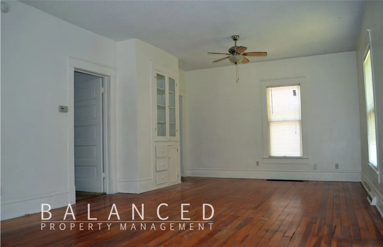 2910 Sw 17th St - Photo 3 of 10