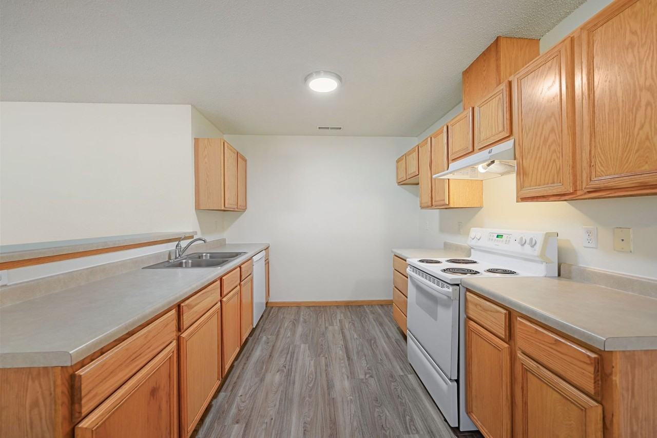 Morningside Townhomes - Photo 4 of 13