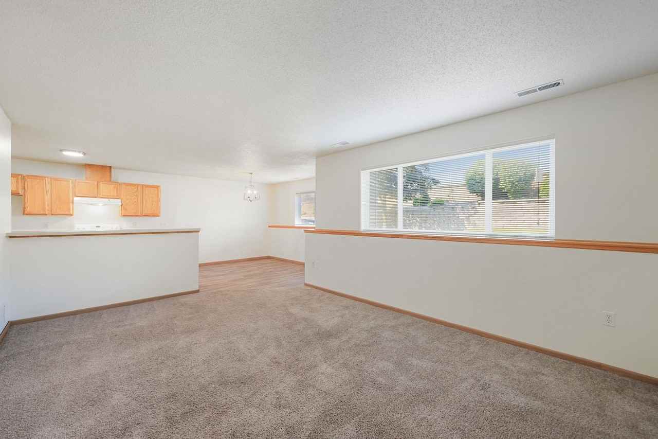 Morningside Townhomes - Photo 7 of 13