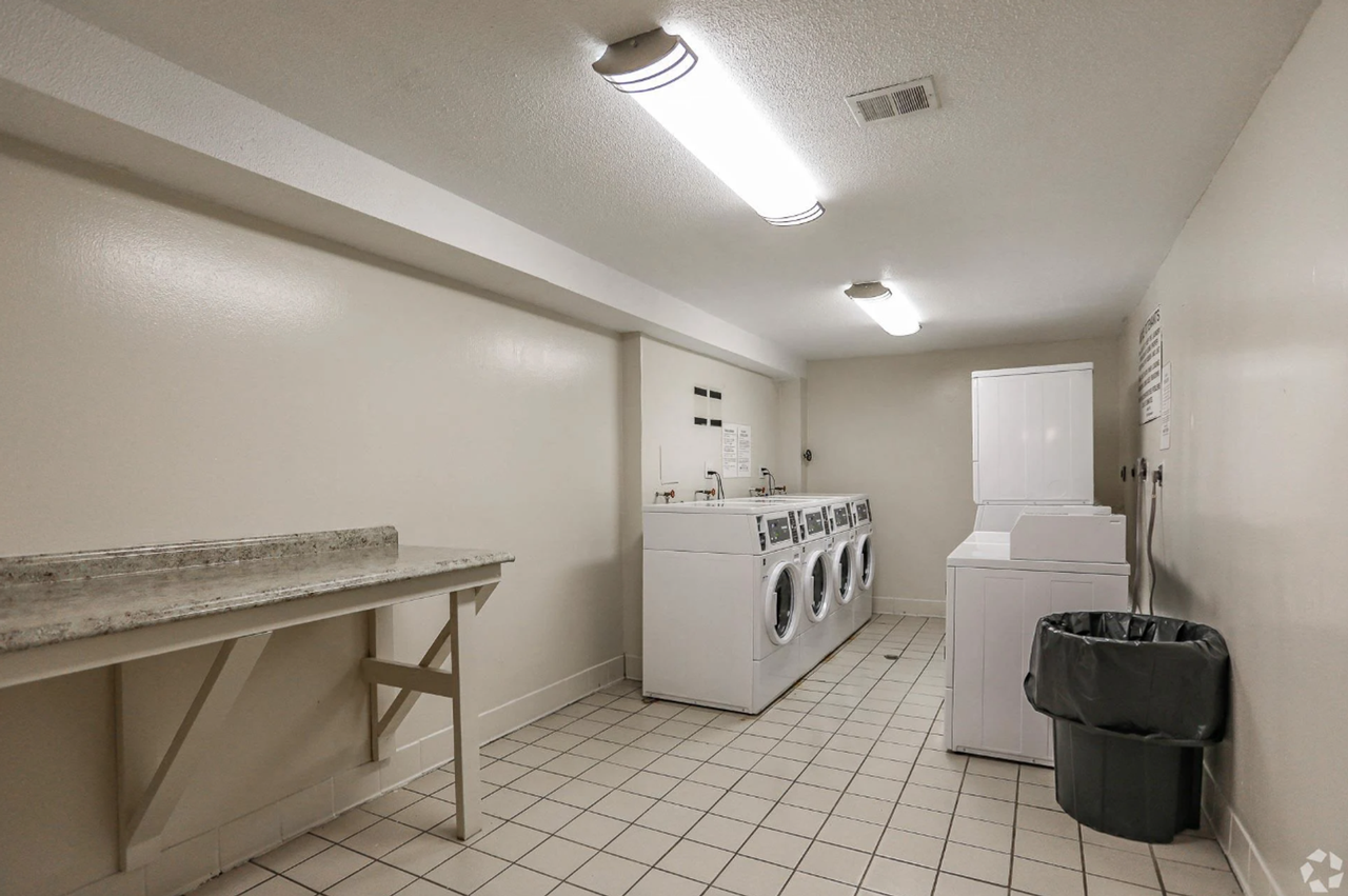 10 Greenview Street - Photo 6 of 16