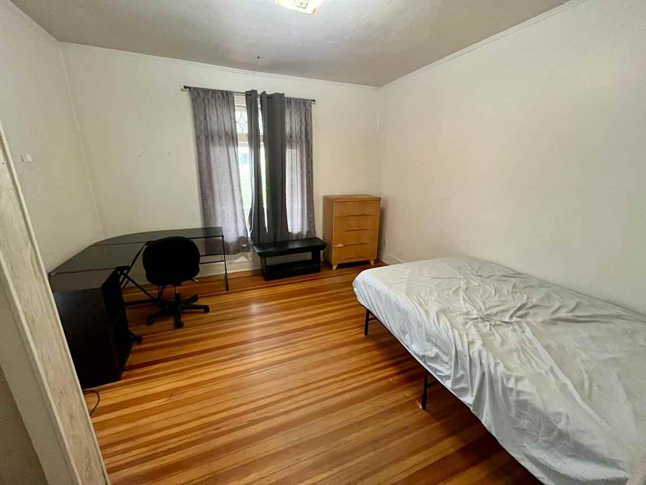 50 Schiller St #1 - Photo 4 of 10