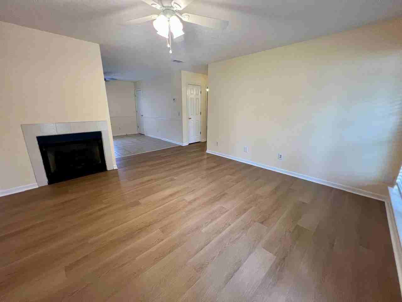 429 Jonquil Ct - Photo 2 of 18
