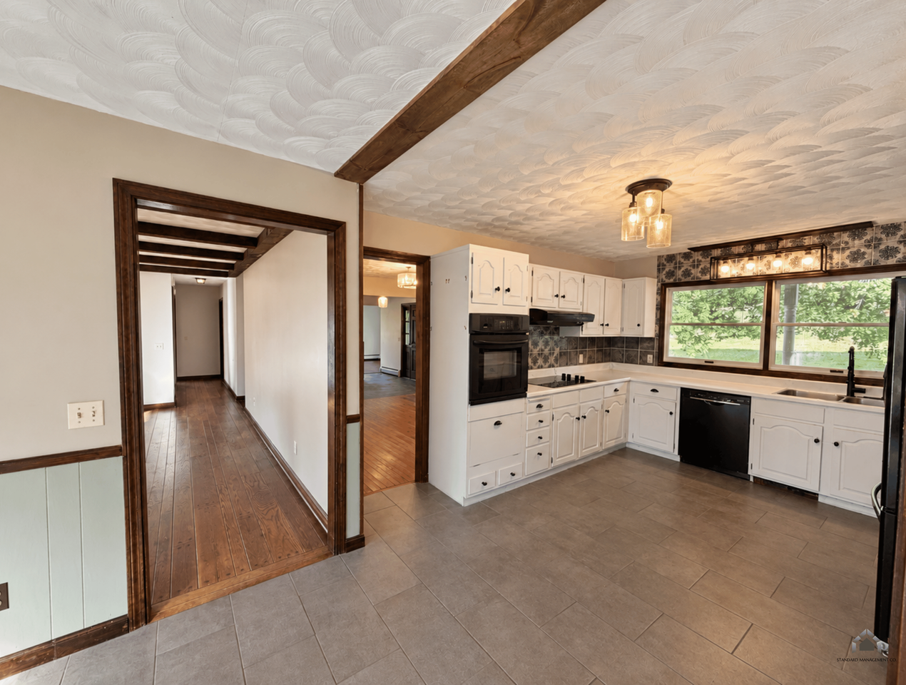 19 19 Maple Way - Photo 6 of 27