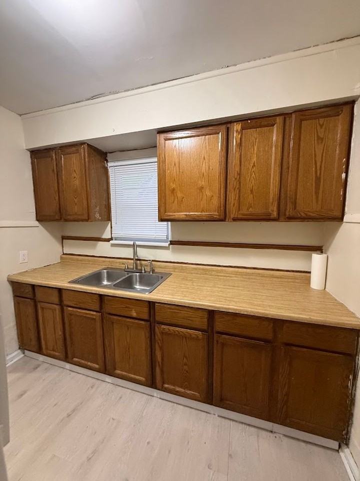 688 Kipling St - Photo 6 of 12