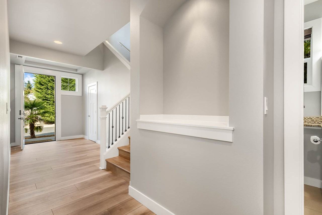 1108 145th St Sw - Photo 4 of 27