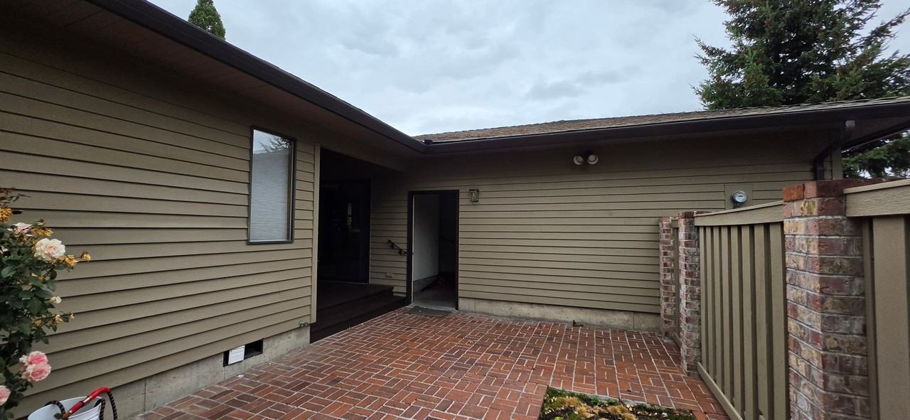 2200 Nw Doral St - Photo 2 of 21