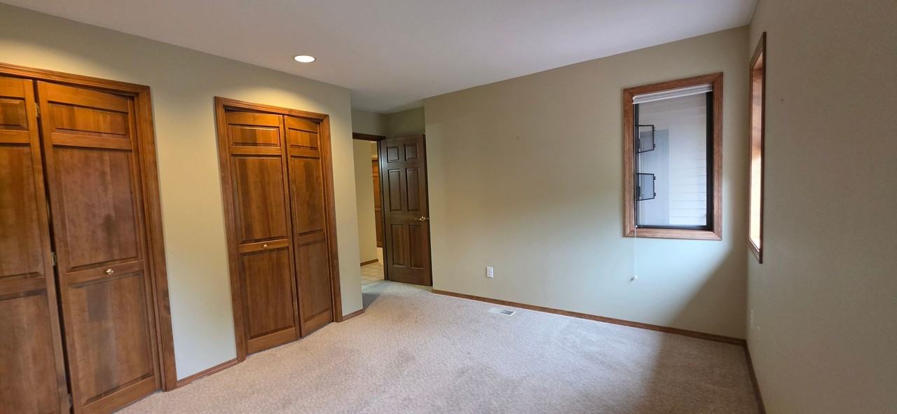 2200 Nw Doral St - Photo 4 of 21