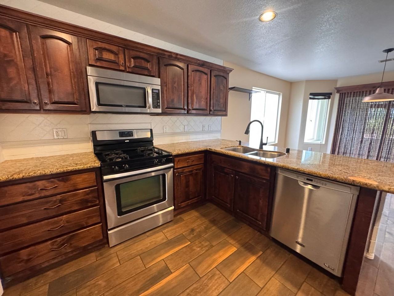 6300 Verdi Way Nw - Photo 5 of 24