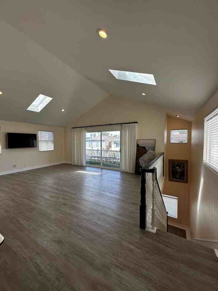 54 Pomona Ave - Photo 3 of 18