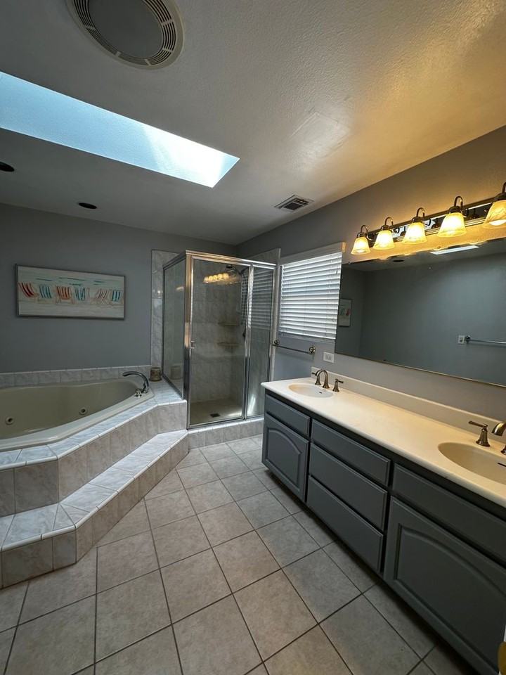 54 Pomona Ave - Photo 5 of 18
