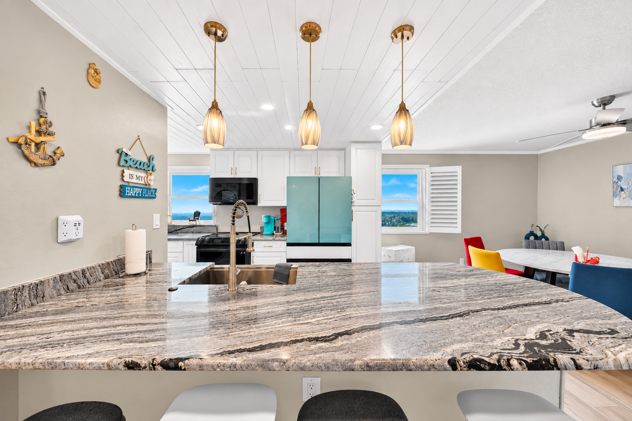 89 S Atlantic Ave #1206 - Photo 6 of 33