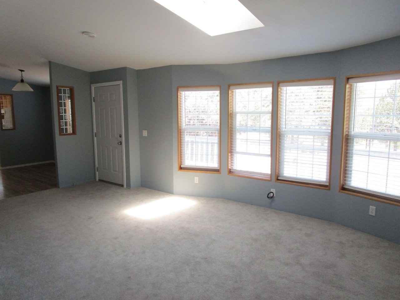 15142 Se Loafer Ave - Photo 2 of 19