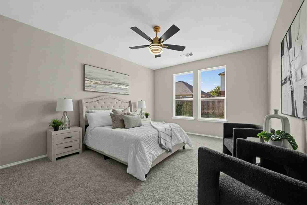 517 High Desert Dr - Photo 7 of 37