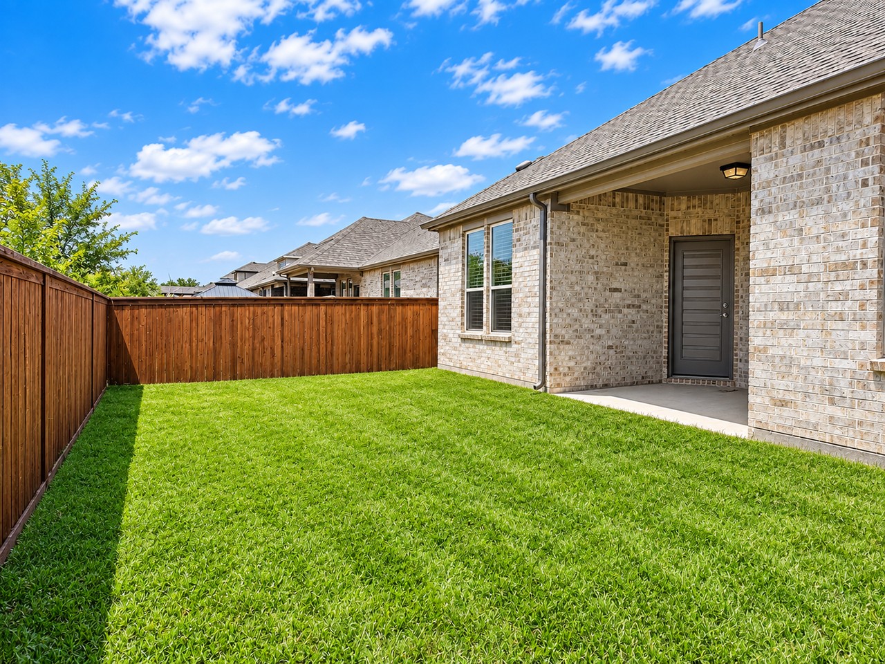 352 Rangars Ridge Pl - Photo 2 of 15
