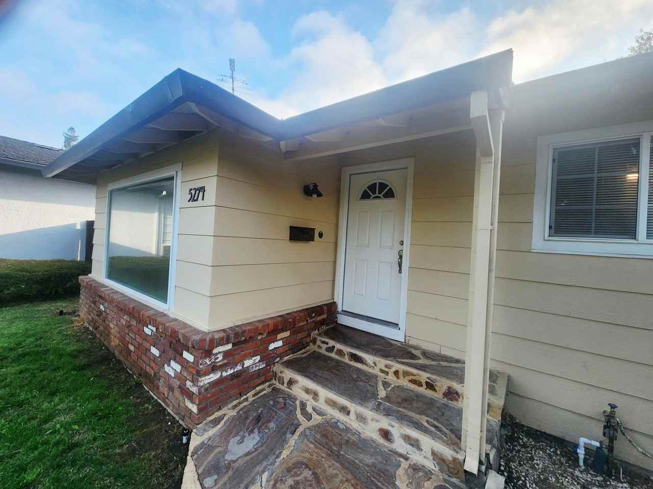 5274 Heritage Dr - Photo 4 of 29