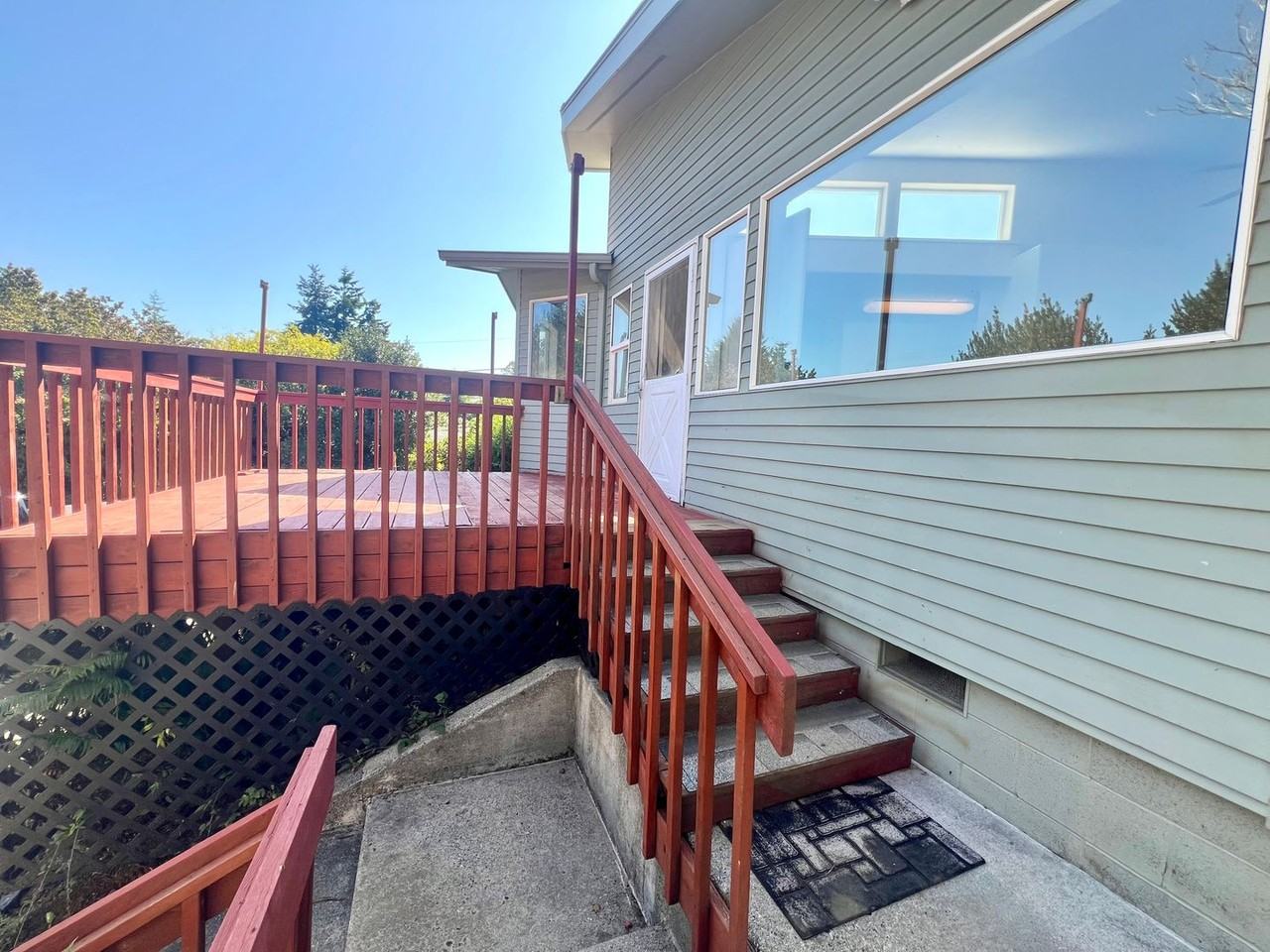 1338 Oregon Ave - Photo 2 of 19