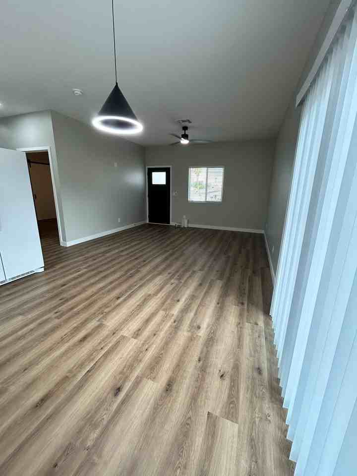 3510 Iroquois Plz - Photo 3 of 21