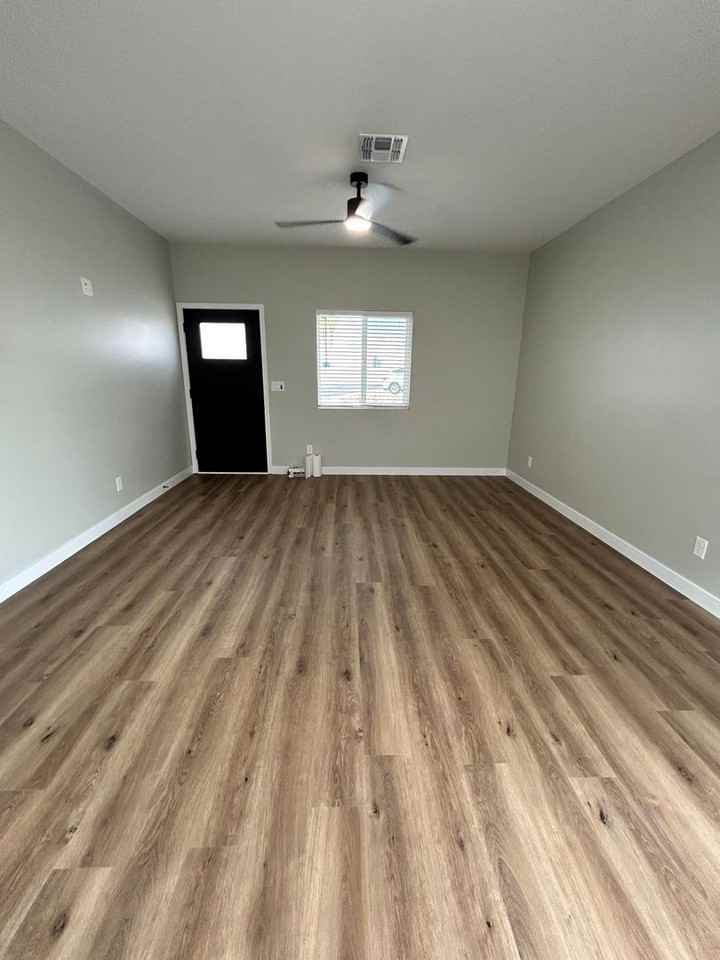 3510 Iroquois Plz - Photo 4 of 21