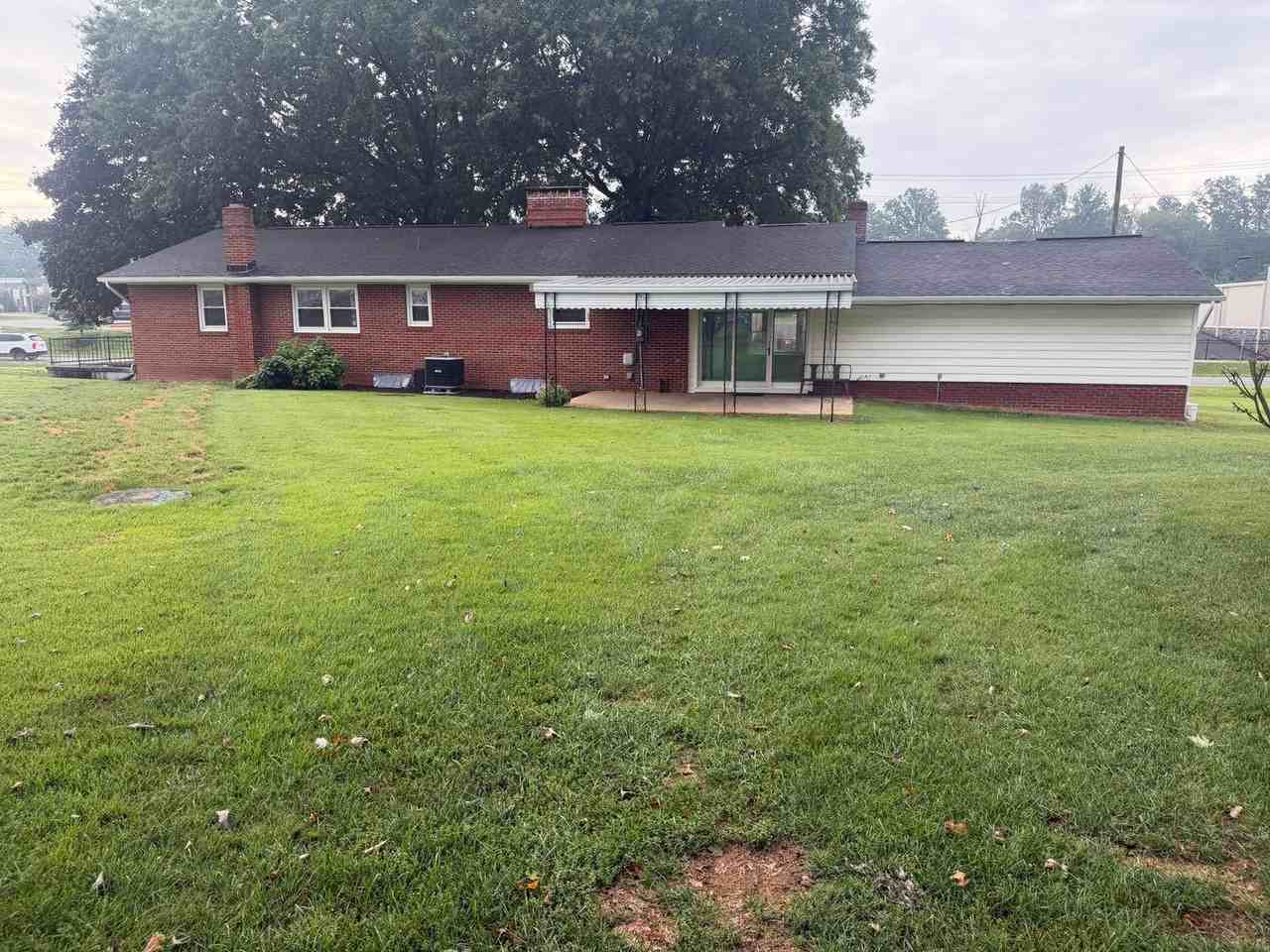 2775 Ridgedale Rd - Photo 2 of 6