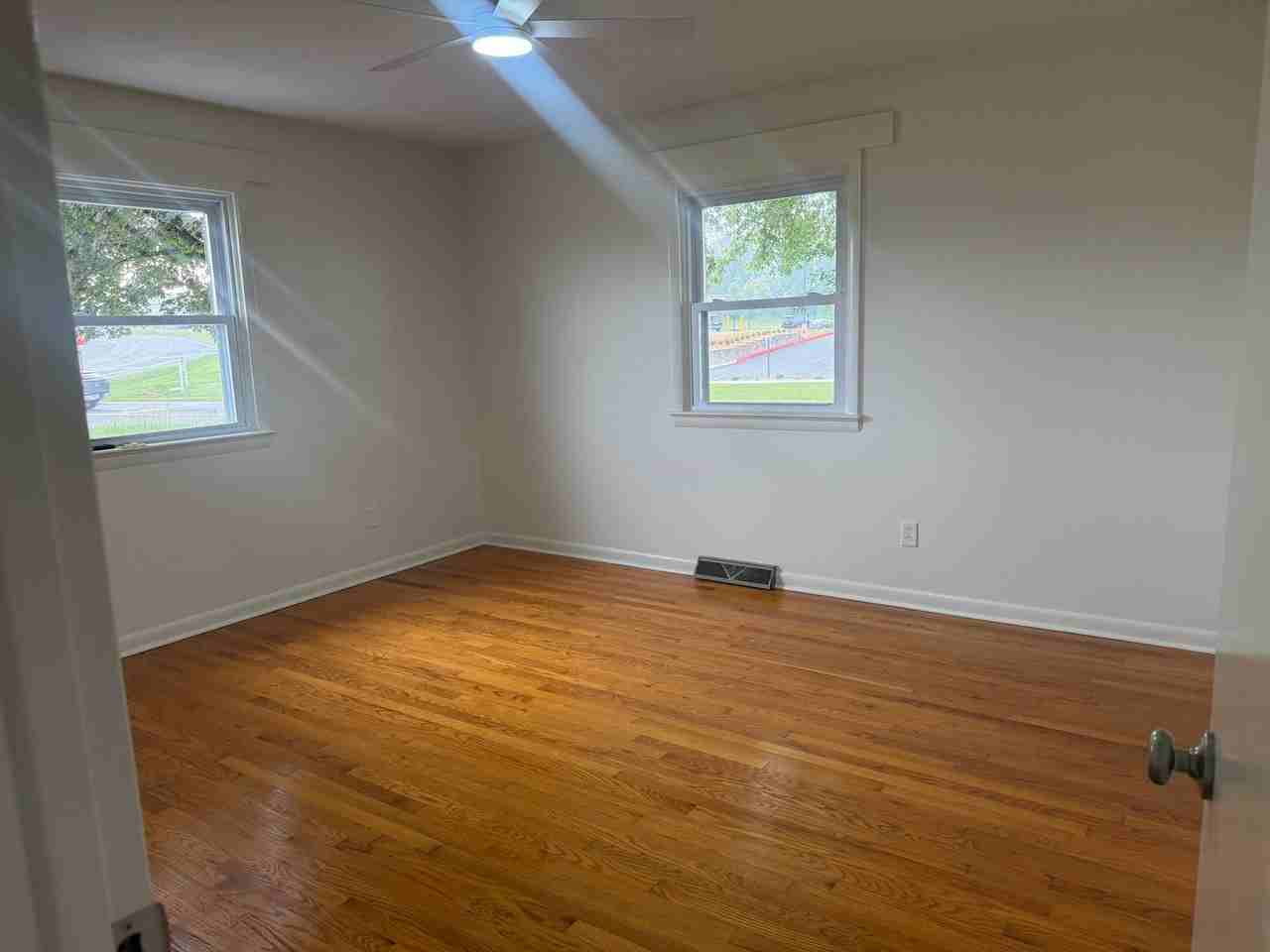 2775 Ridgedale Rd - Photo 4 of 6