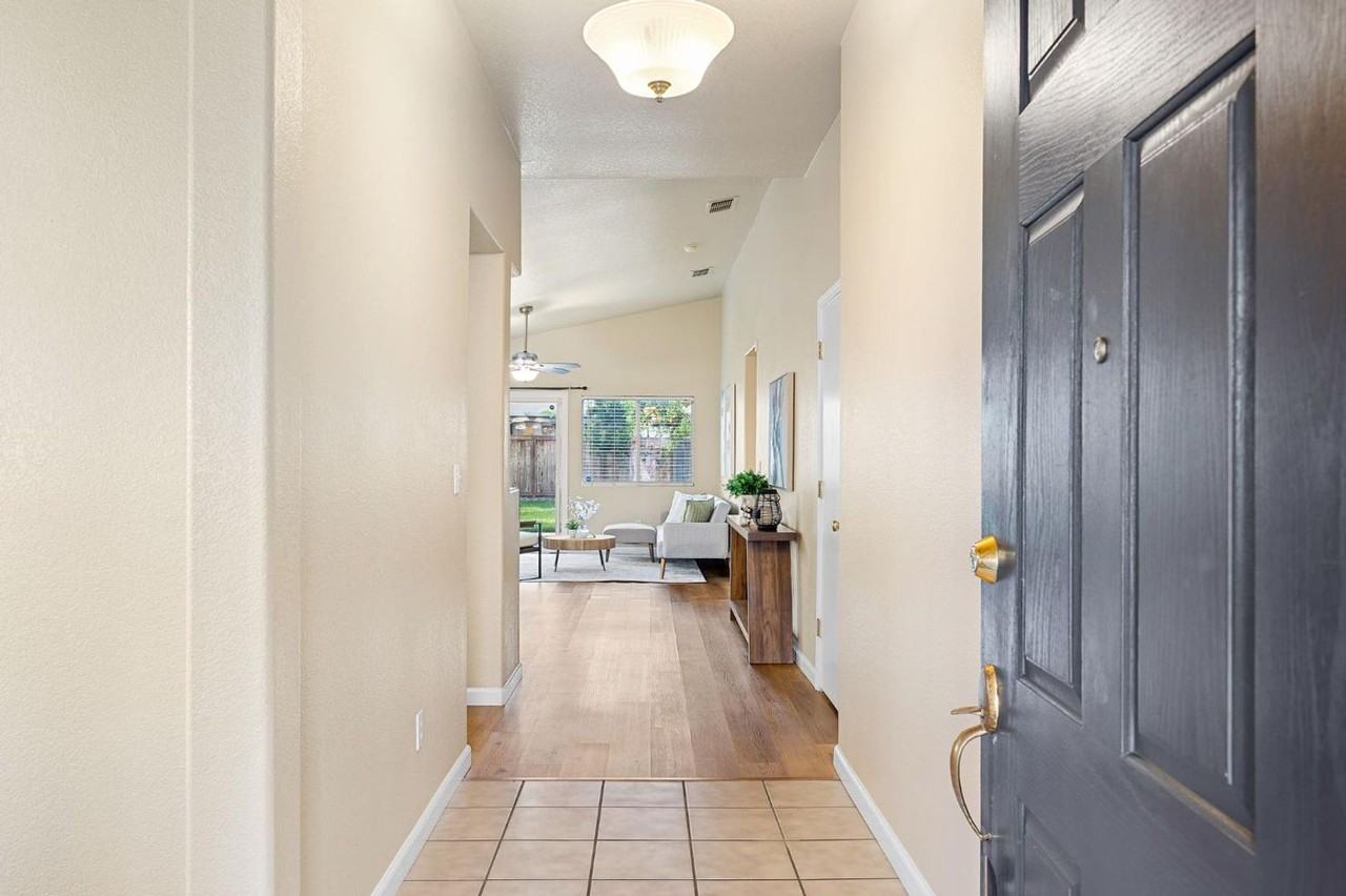 4866 Alterra Way - Photo 6 of 41