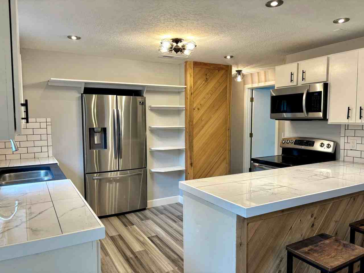 6732 Se 56th Ave - Photo 6 of 25