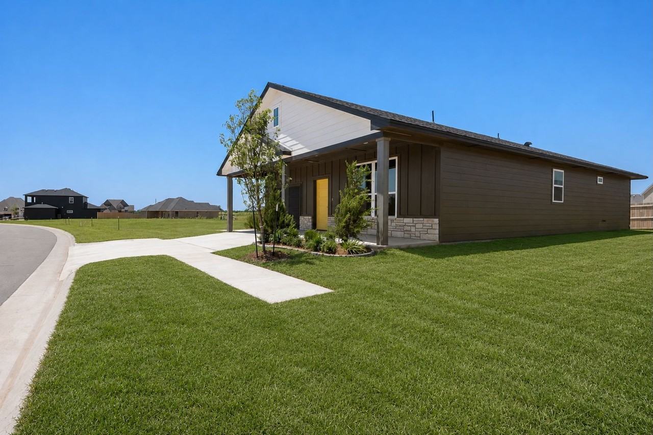 4105 Nw 180th Ter - Photo 6 of 50