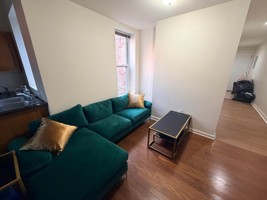 featured image of 70 Morris St