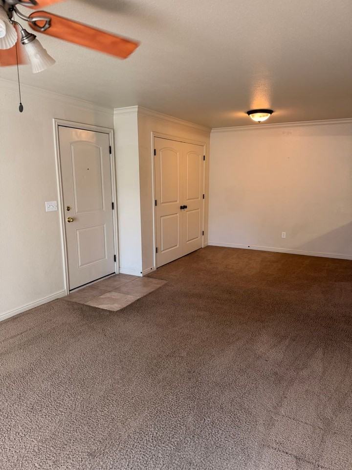 5710 S 900 E #7 - Photo 4 of 16