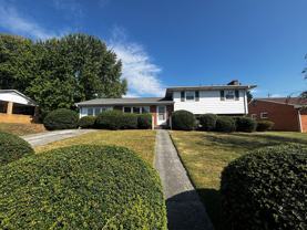 1511 Narcissus St - Photo 1 of 1