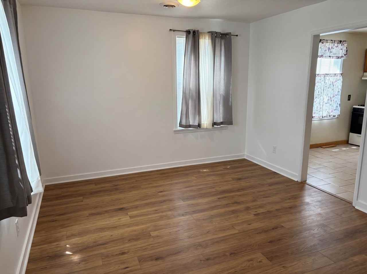 1246 Gausco Rd - Photo 6 of 8