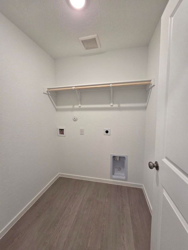 1117 Leicht Dr - Photo 6 of 18