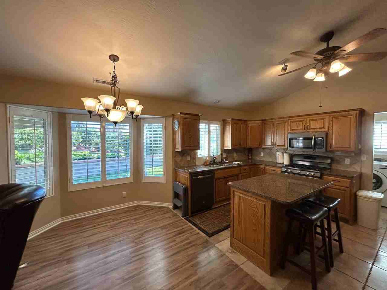 1111 Plum Cir - Photo 7 of 30