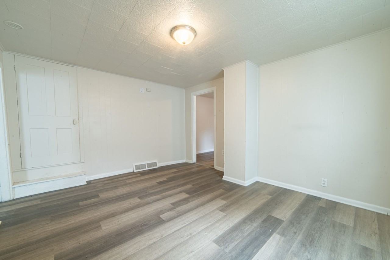 316 E Pine St - Photo 5 of 7