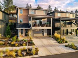 featured image of 2543 Nw Marken St