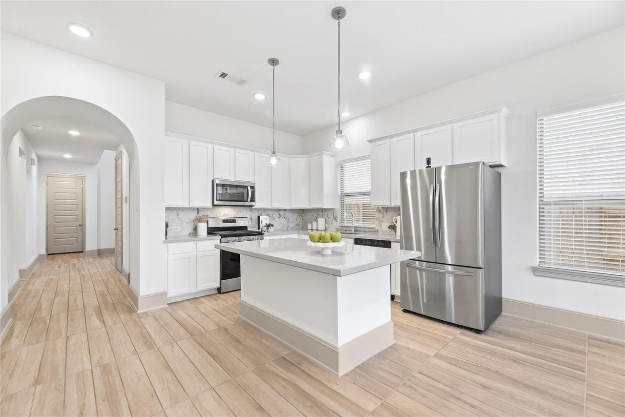 24211 Tallgrass Meadow Trl - Photo 4 of 6