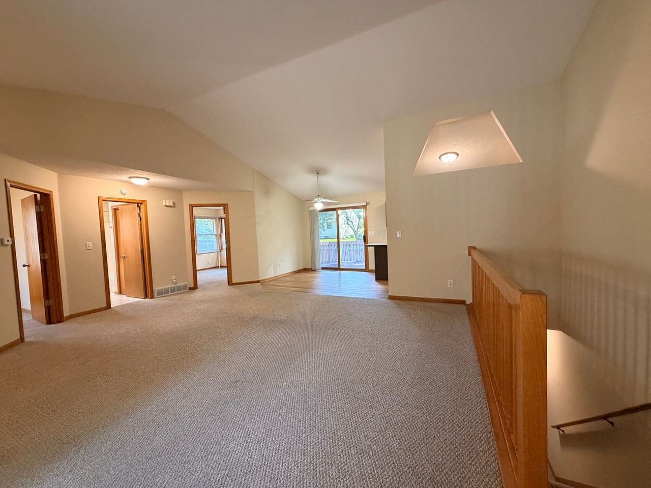 2306 Breton Rd Se - Photo 3 of 25