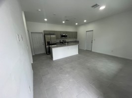 featured image of 927 Alcutt St