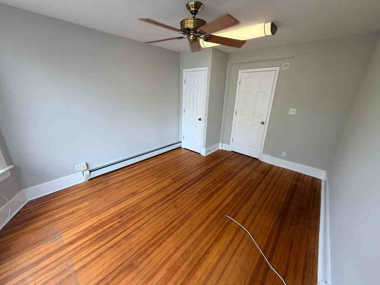 212 Myrtle Ave - Photo 4 of 33