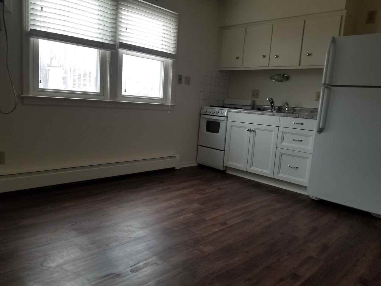 1015 W Benton St - Photo 5 of 11